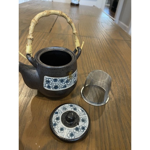 Ebros Japanese Design Cherry Petals Charcoal Grey Ceramic Tea Pot & Four Cups - Picture 4 of 5
